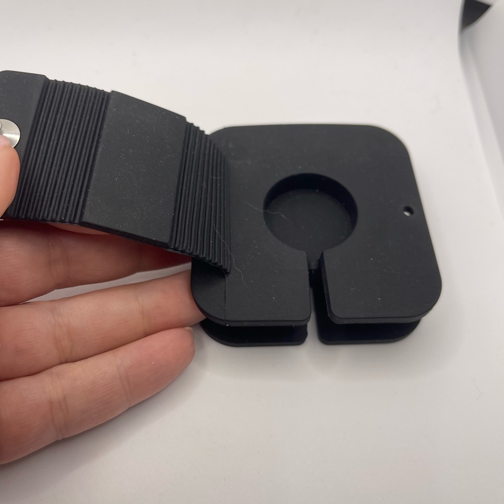 🥰 4/$25- Apple Watch Charging Pouch